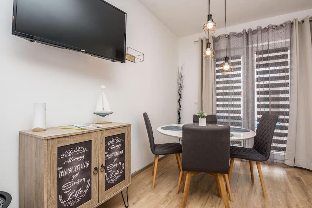 Holiday&Suite Klanac Vir Εξωτερικό φωτογραφία